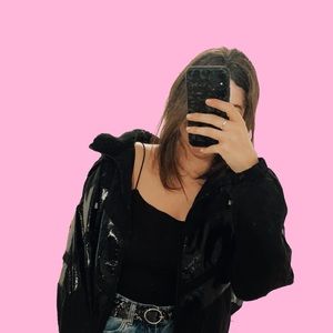 Meet your Posher, Olivia